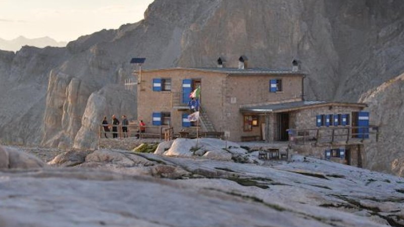 Vallesinella - Rifugio XII Apostoli (via Valagola)